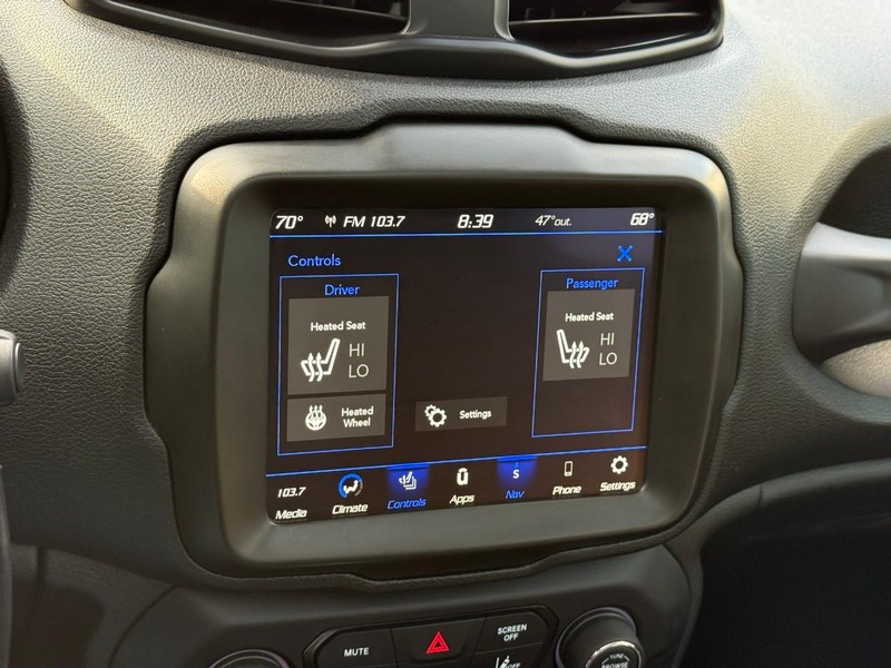 Jeep Renegade Vehicle Image 27