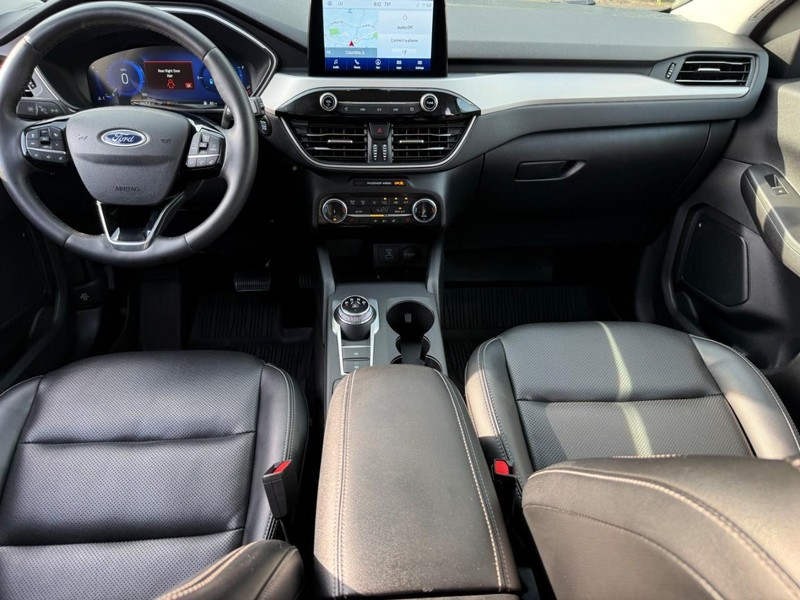 Ford Escape Vehicle Image 14