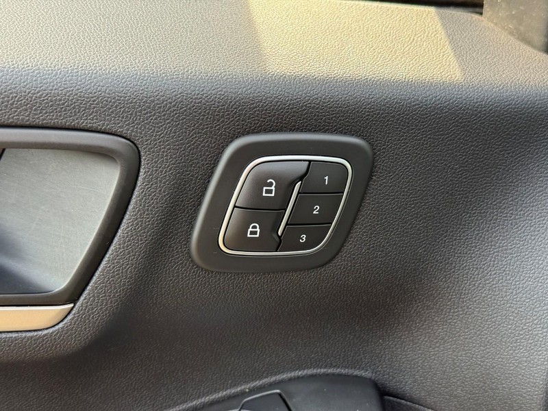 Ford Escape Vehicle Image 20