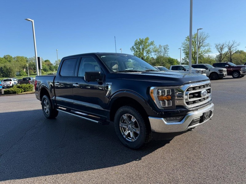 Ford F-150 Vehicle Full-screen Gallery Image 8