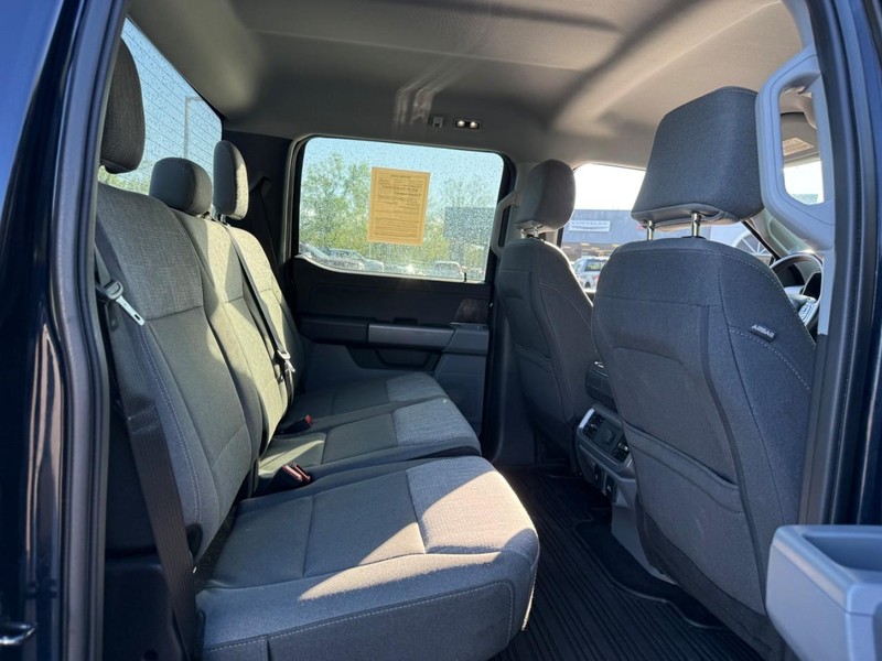 Ford F-150 Vehicle Full-screen Gallery Image 10