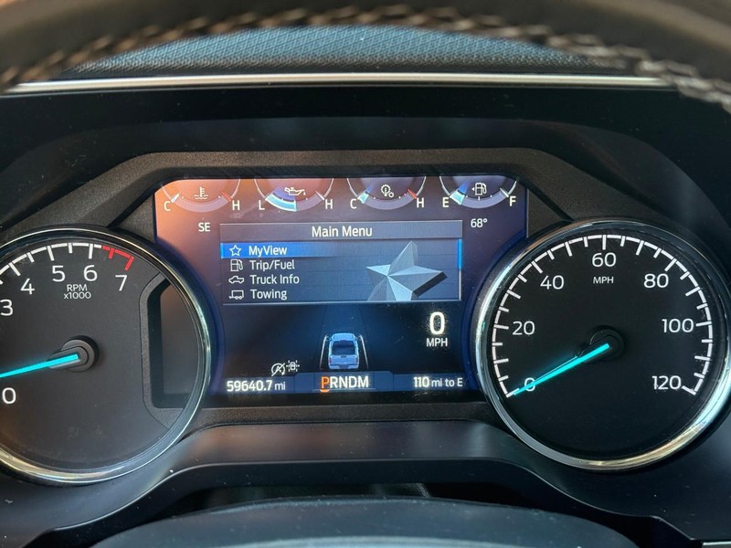 Ford F-150 Vehicle Full-screen Gallery Image 19