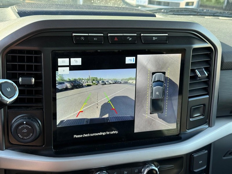 Ford F-150 Vehicle Full-screen Gallery Image 20