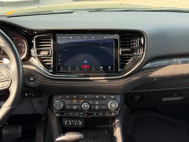 Dodge Durango Vehicle Image 18