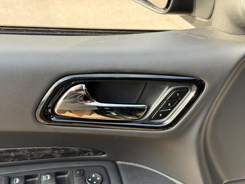 Dodge Durango Vehicle Image 21