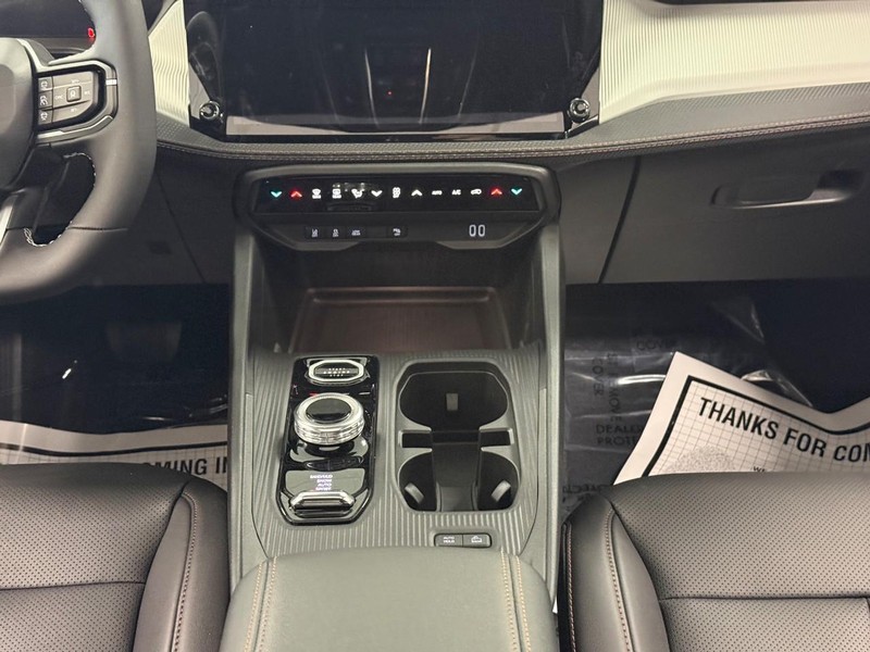 Jeep Cherokee Vehicle Full-screen Gallery Image 8