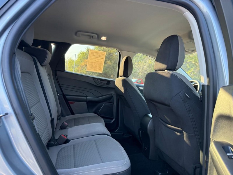 Ford Escape Vehicle Image 13