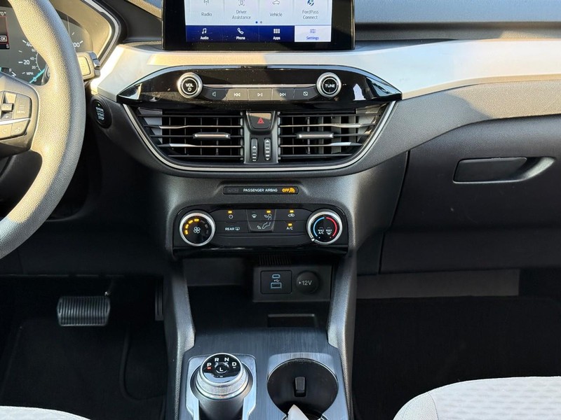 Ford Escape Vehicle Image 17