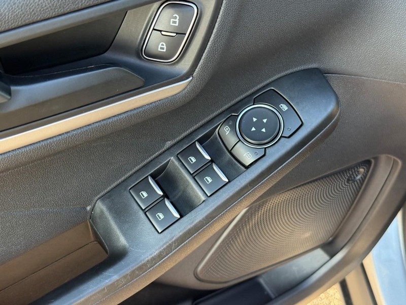 Ford Escape Vehicle Image 20