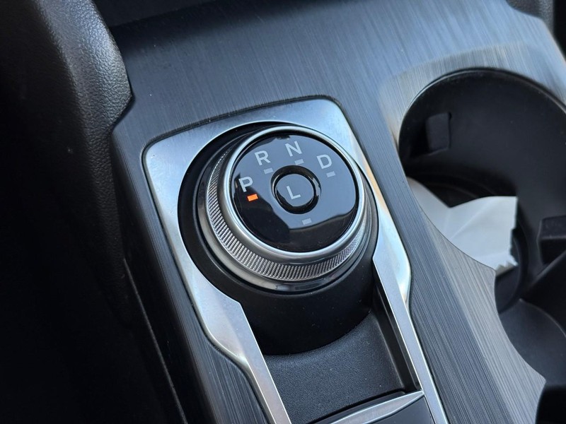 Ford Escape Vehicle Image 26