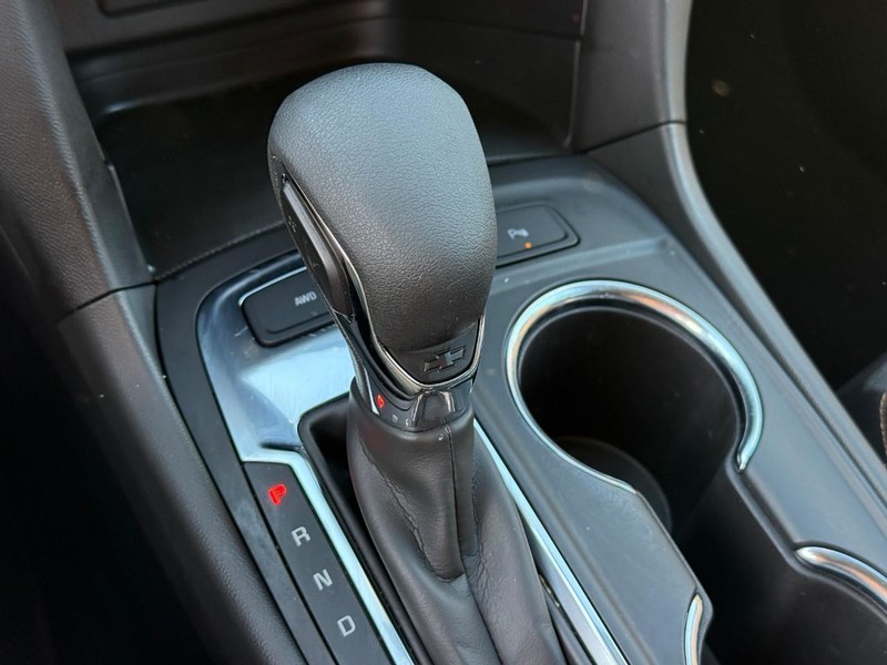 Chevrolet Equinox Vehicle Image 25