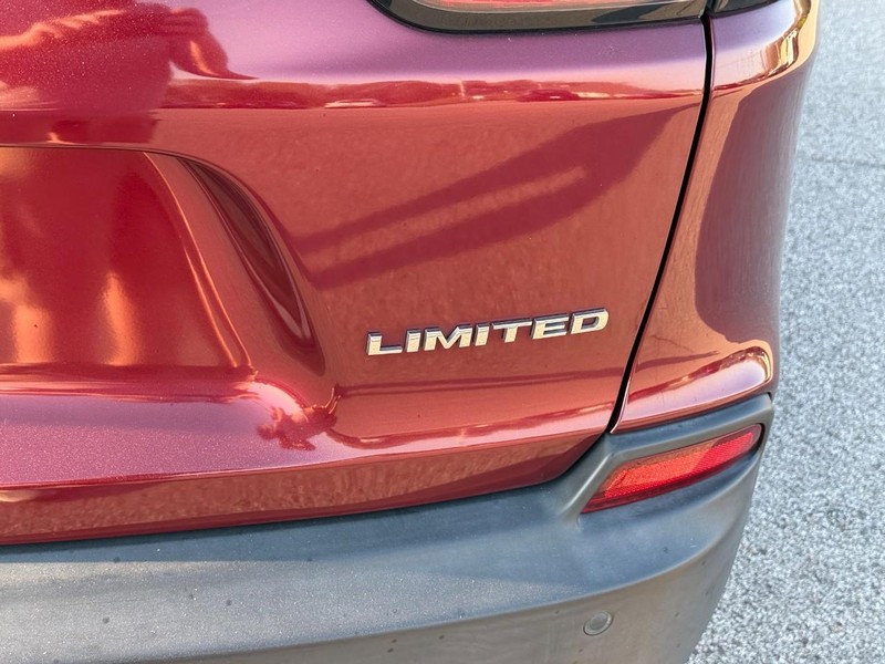 Jeep Cherokee Vehicle Image 07