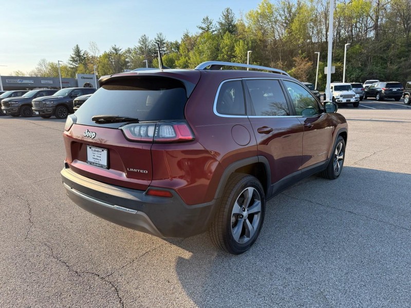 Jeep Cherokee Vehicle Image 11