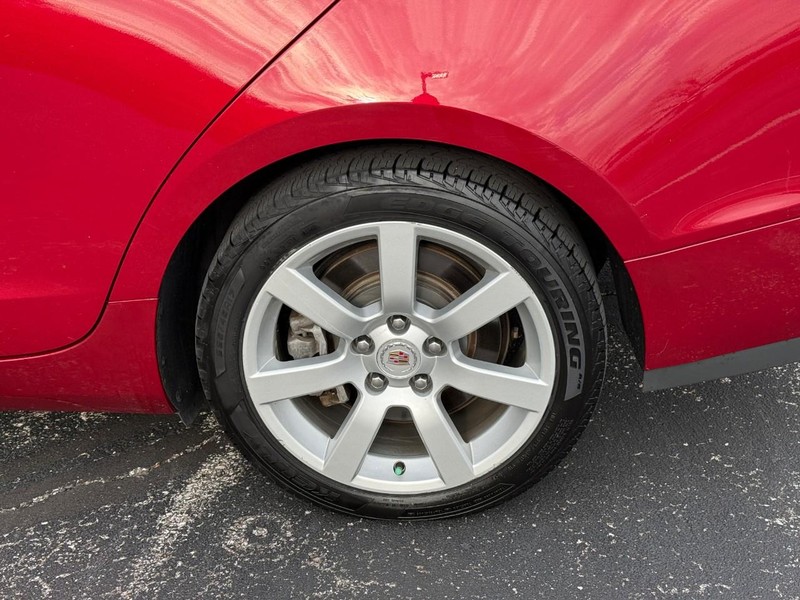 Cadillac ATS Vehicle Image 05