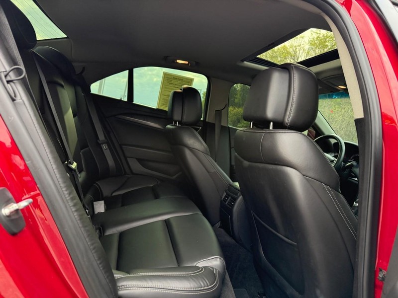 Cadillac ATS Vehicle Image 13