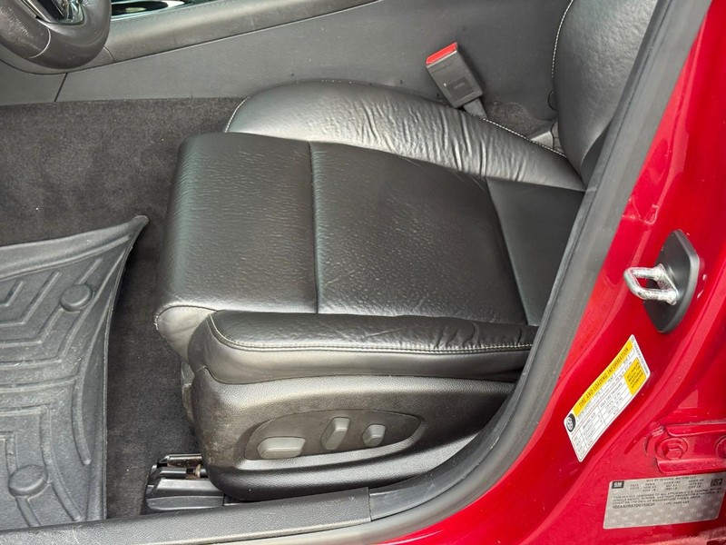 Cadillac ATS Vehicle Image 19