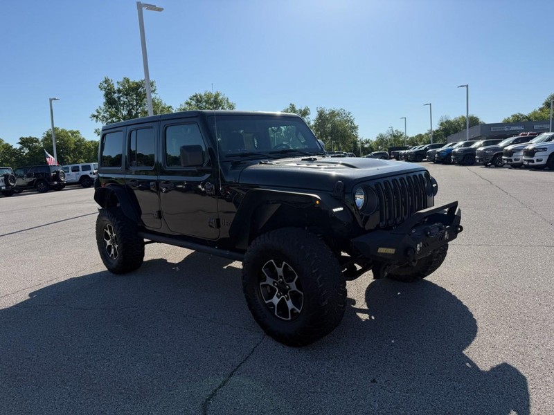 Jeep Wrangler Vehicle Full-screen Gallery Image 8