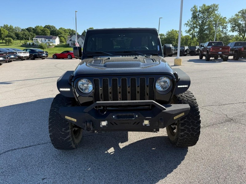 Jeep Wrangler Vehicle Full-screen Gallery Image 9