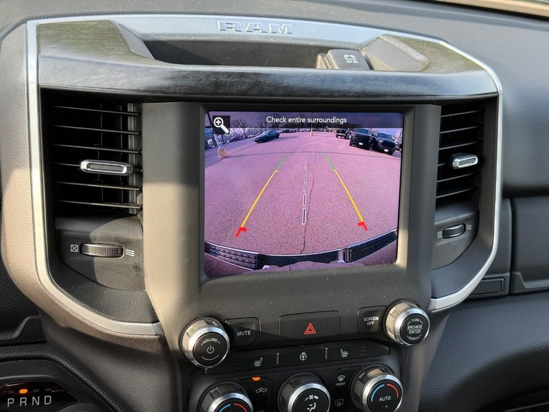 Ram 1500 Vehicle Image 26