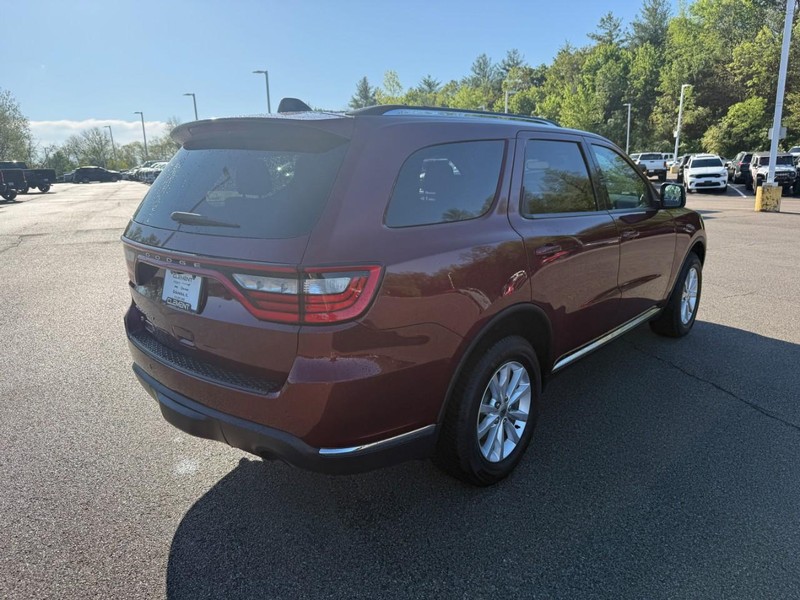 Dodge Durango Vehicle Full-screen Gallery Image 7