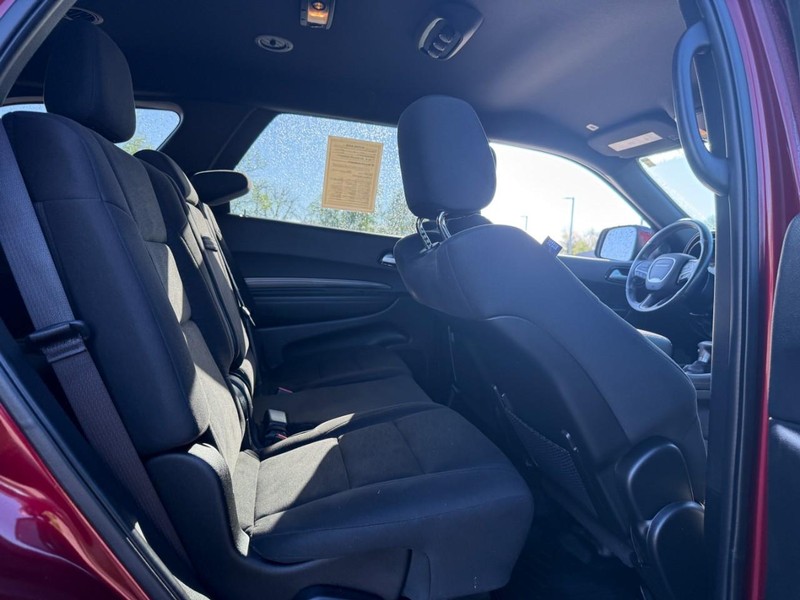 Dodge Durango Vehicle Full-screen Gallery Image 10