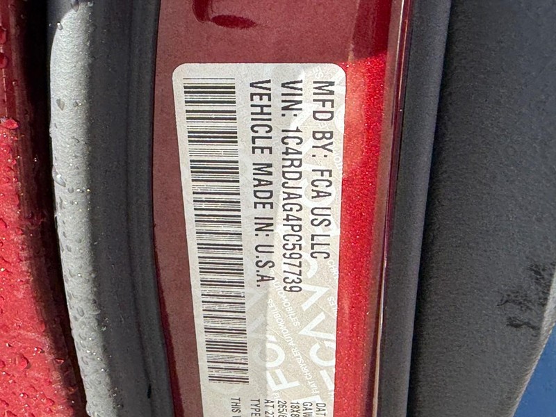 Dodge Durango Vehicle Full-screen Gallery Image 23