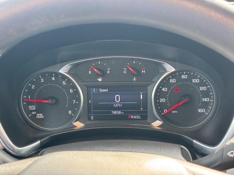 Chevrolet Equinox Vehicle Full-screen Gallery Image 22