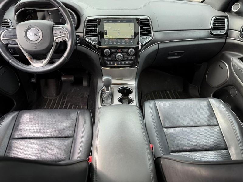 Jeep Grand Cherokee Vehicle Full-screen Gallery Image 11