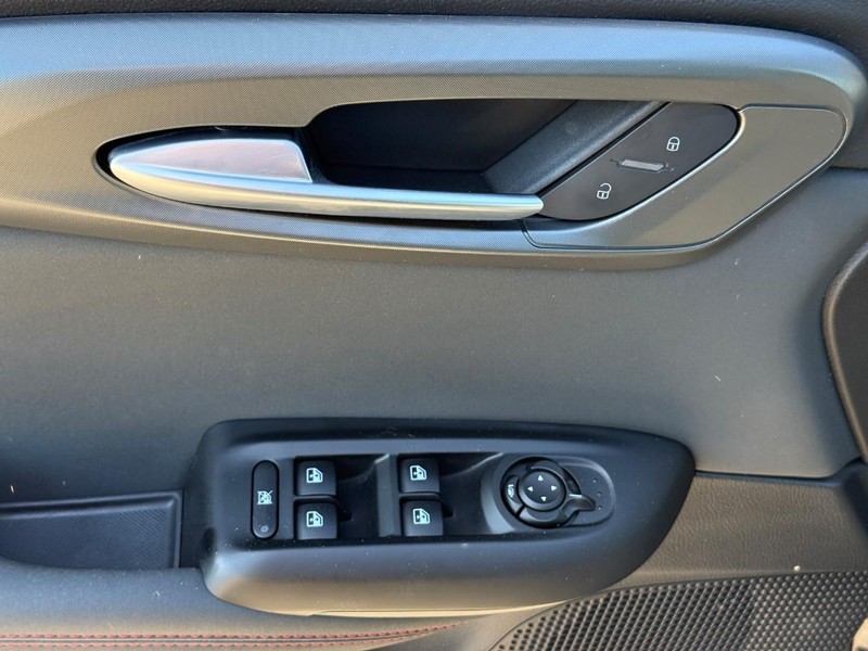 Dodge Hornet Vehicle Image 19
