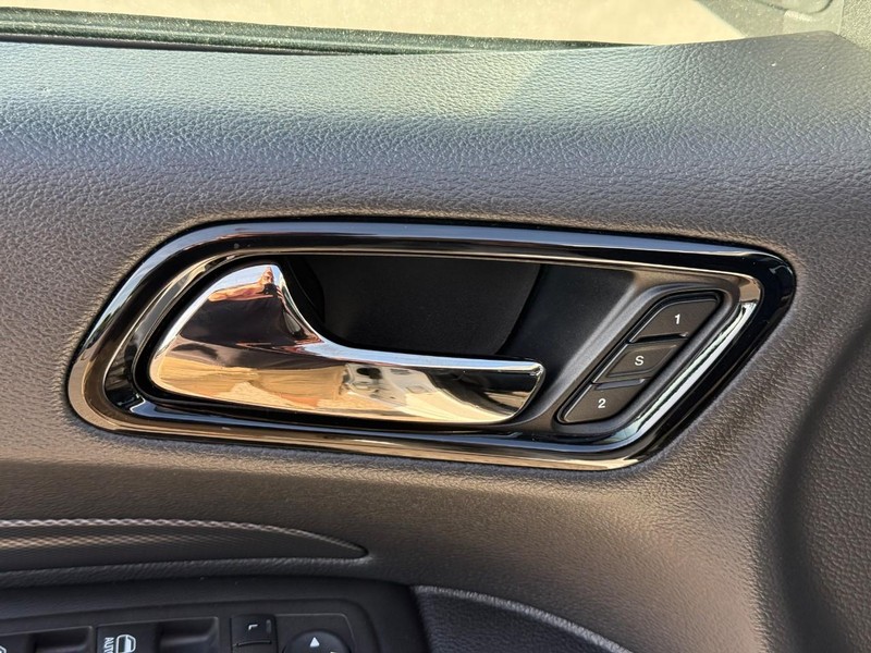 Dodge Durango Vehicle Image 20