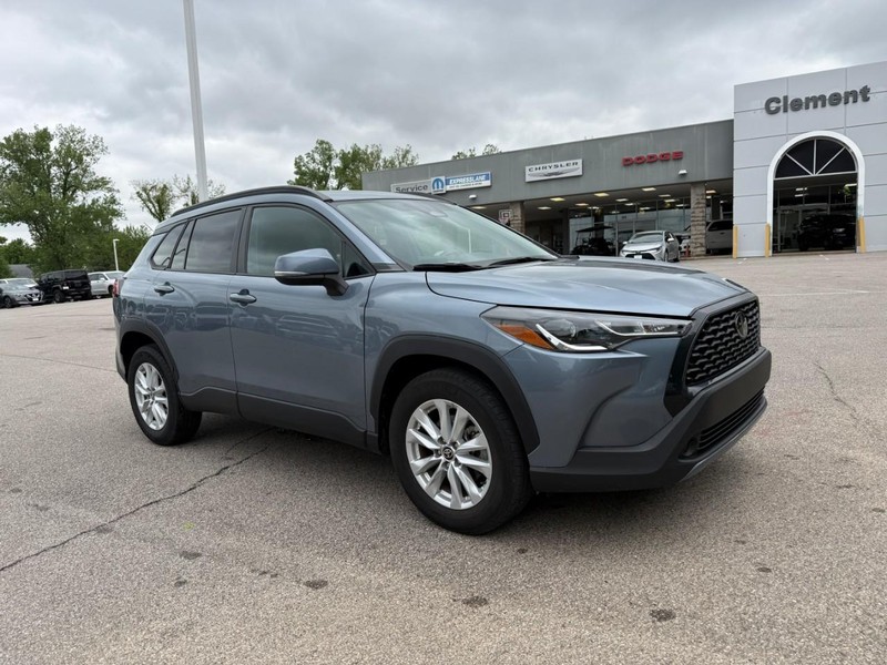 Toyota Corolla Cross Vehicle Image 12