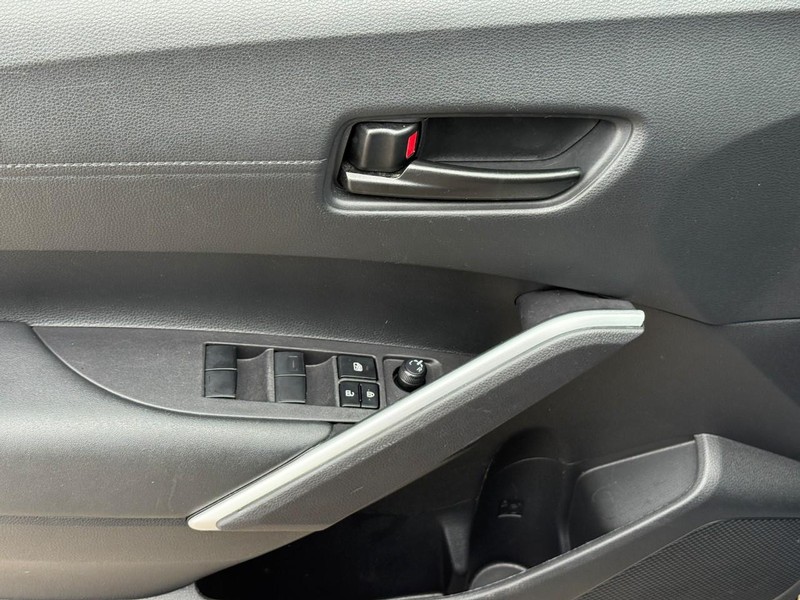 Toyota Corolla Cross Vehicle Image 19