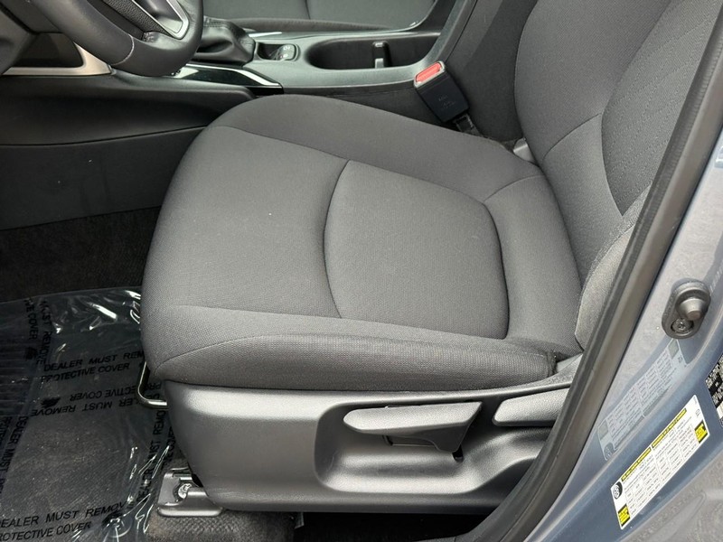 Toyota Corolla Cross Vehicle Image 20