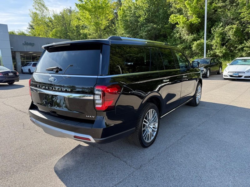 Ford Expedition Max Vehicle Image 09