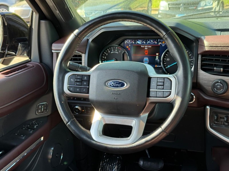 Ford Expedition Max Vehicle Image 16