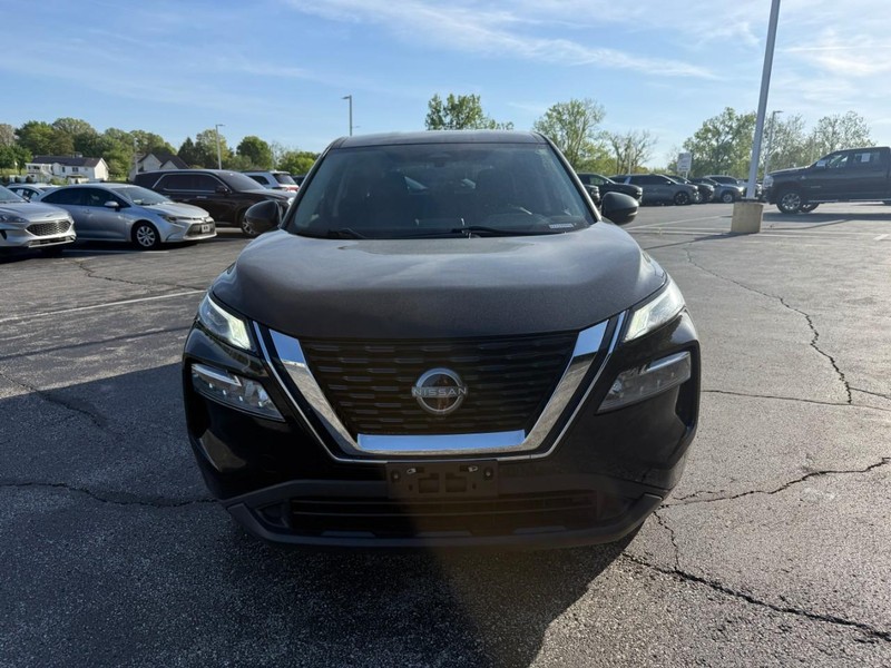 Nissan Rogue Vehicle Image 13