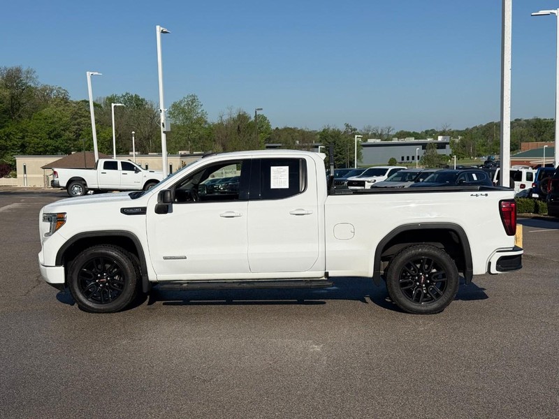 GMC Sierra 1500 Vehicle Full-screen Gallery Image 2