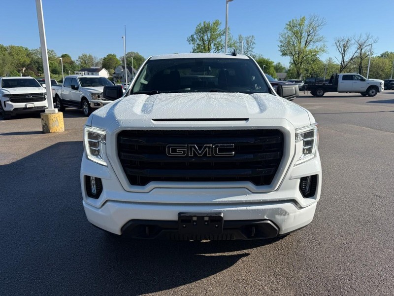 GMC Sierra 1500 Vehicle Full-screen Gallery Image 10