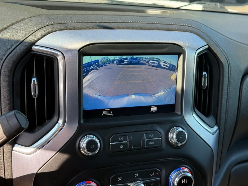 GMC Sierra 1500 Vehicle Full-screen Gallery Image 20