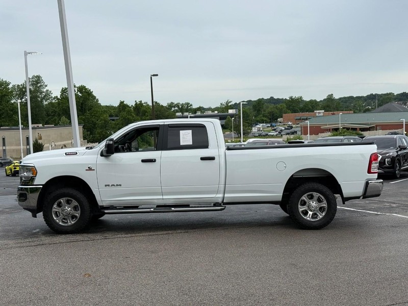 Ram 3500 Vehicle Image 03