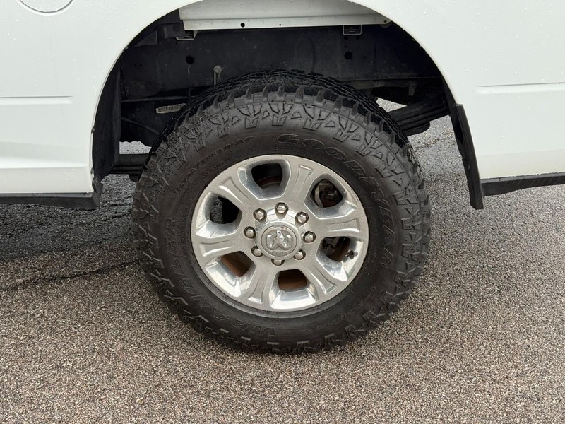 Ram 3500 Vehicle Image 05