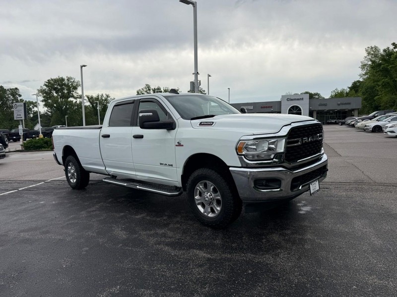 Ram 3500 Vehicle Image 11