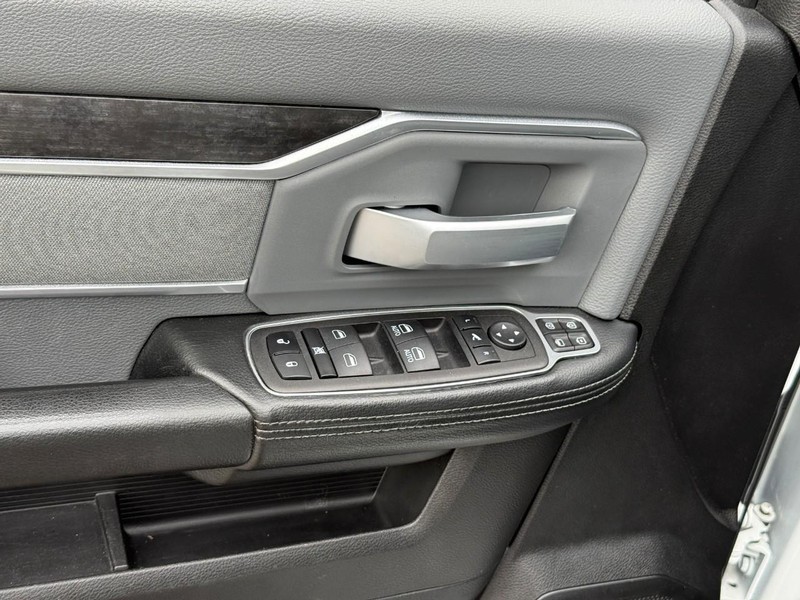 Ram 3500 Vehicle Image 13