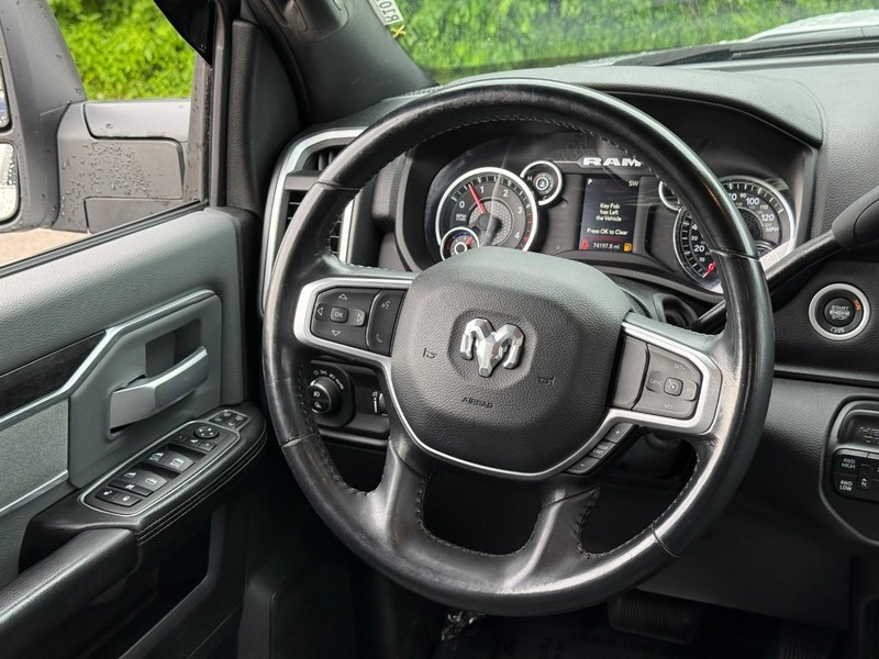 Ram 3500 Vehicle Image 18