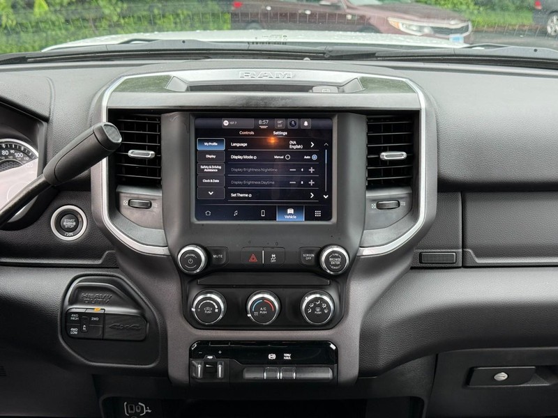 Ram 3500 Vehicle Image 19