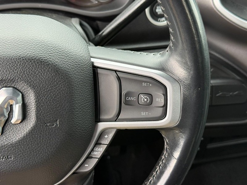Ram 3500 Vehicle Image 23