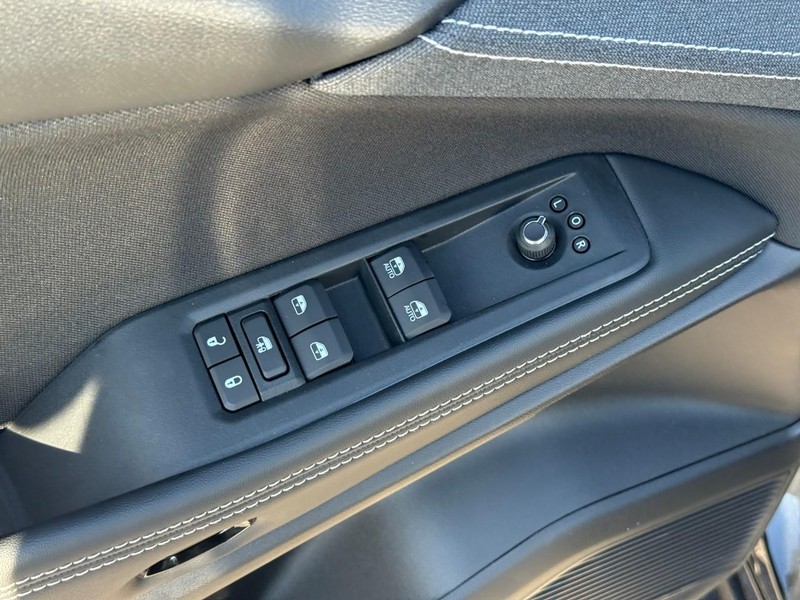 Jeep Cherokee Vehicle Image 14