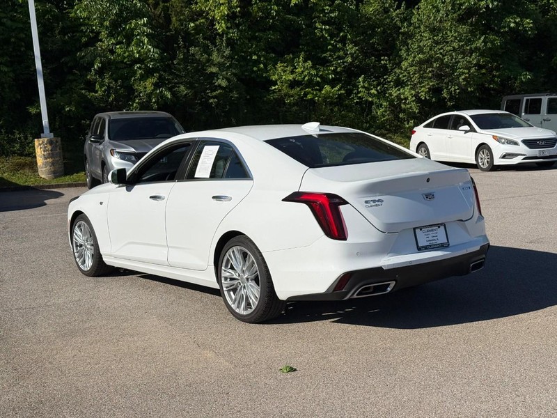 Cadillac CT4 Vehicle Image 04