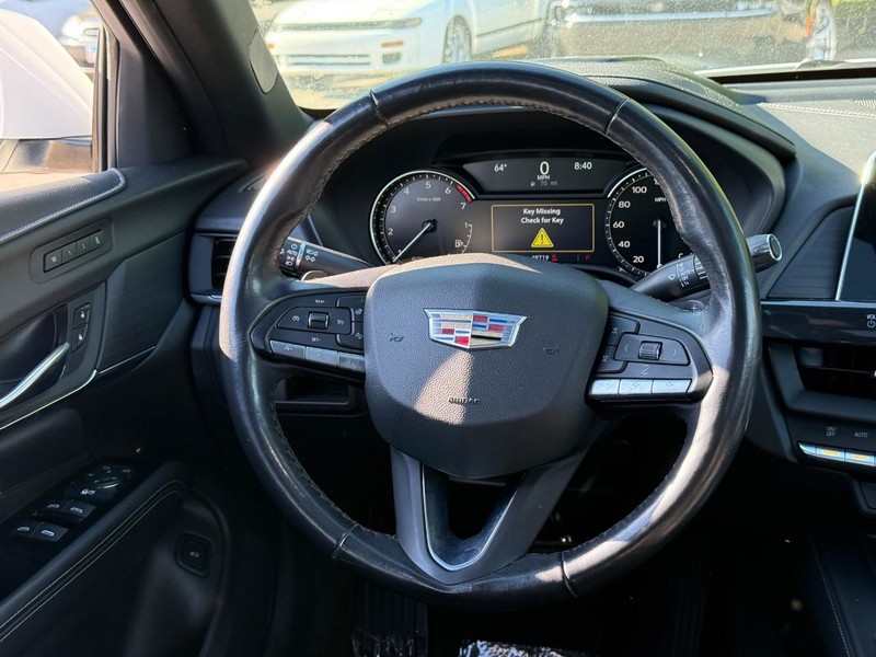 Cadillac CT4 Vehicle Image 16
