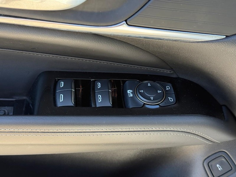 Cadillac CT4 Vehicle Image 22